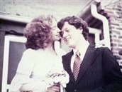 Svatební fotka Hillary a Billa.