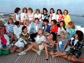 Donald v obklopení krásných en v roce 1988.