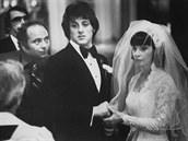 Za Rockyho se ve filmu Talia provdala ve druhém díle.