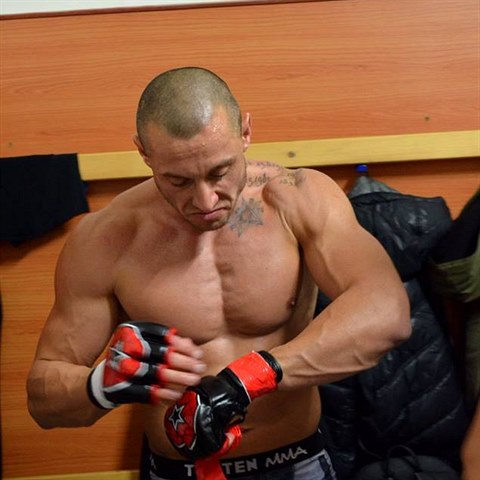 Na duel v MMA byl Miroslav Slepika perfektn pipraven.