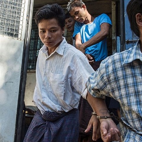 V Barm byl zaten exorcista Tun Naing. Ten pod zminkou vymtn bla...