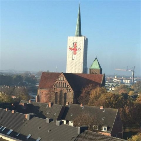 Kostel v Essenu musí ustoupit uprchlickým ubytovnám. (Ilustrační foto)