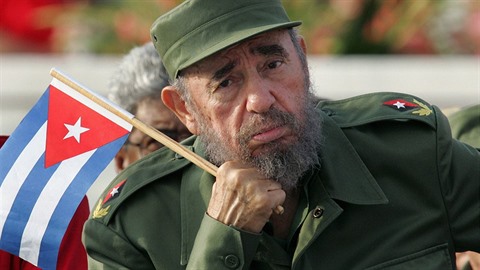 Kuba truchlí, svt jásá. Ve vku 90 let zemel Fidel Castro.