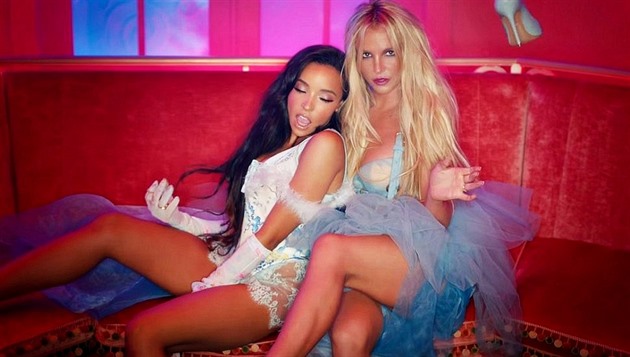 Tinashe a Britney Spears