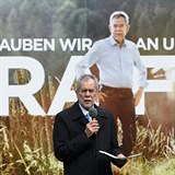 Van der Bellen volby u vyhrl, stavn soud ale nadil opakovn druhho kola.