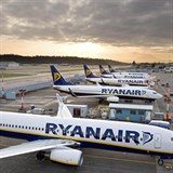 Ryanair je nejvt nzkonkladovou leteckou spolenost v Evrop. Ron...