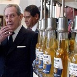Fernandez vydlal miliardy na prodeji celosvtov populrnho piva Corona Extra.