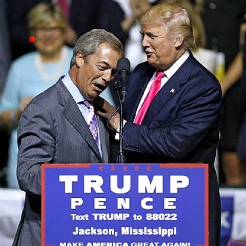Farage jezdil Trumpa podporovat i bhem kampan.