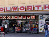 Neprodávat vánoní zboí se rozhodl napíklad etzec Woolworth v Dortmundu.