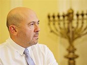 Pomoc Izraeli domlouval Günsberger s izraelským velvyslancem Garym Korenem.