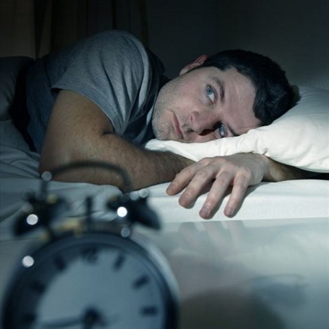 Válčíte s nespavostí? Máme pro vás 5 tipů, jak zaručeně usnete a bezesné...