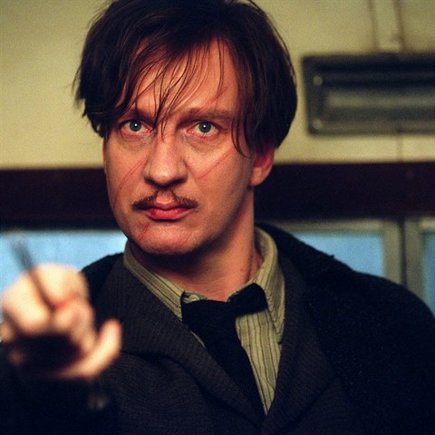 Profesor Lupin se v Harry Potterovi objevil poprv ve tetm dle.