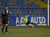 První gól Slavie ve Zlín padl z penalty.