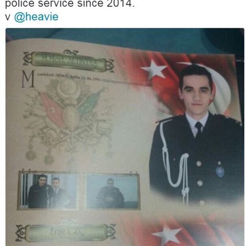 Stelec byl identifikovn jako tureck policista.