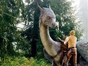 Filmová adaptace fantasy knihy Eragon drádí dosplé fandy, dít ale jist...