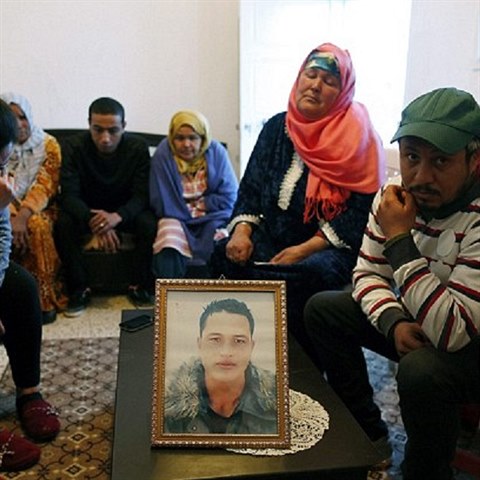 Amriho rodina je zdrcena tm, e jejich syn se stal teroristou.