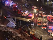 Kamion, který v plné rychlosti vjel do lidí na vánoním trhu v Berlín ídil...
