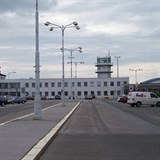 Starý terminál ruzyňského letiště Václava Havla zažívá dramatické chvíle....