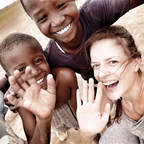 Andrea strvila leton Vnoce se sirotky v Africe.