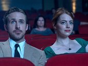 Ústední pár, Ryan Gosling a Emma Stone, je a nechutn k serání, pesto filmu...