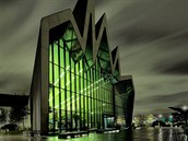 Zelená záe, která se line z muzea v Glasgow, je vskutku zlovstná.