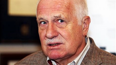 Exprezident Václav Klaus se stal terem dehonestujícího útoku. Internetem se...