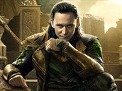 Lstivý severský bh Loki piel na hostinu svých koleg nepozván - a a jako...