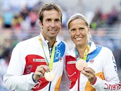 Na olympiád v Rio de Janeiru získal Radek tpánek spolen s Lucií Hradeckou...
