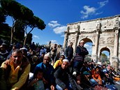 Poátkem 70. let se k islámu hlásilo v Itálii jen 2 tisíce lidí. Nyní jsou to...