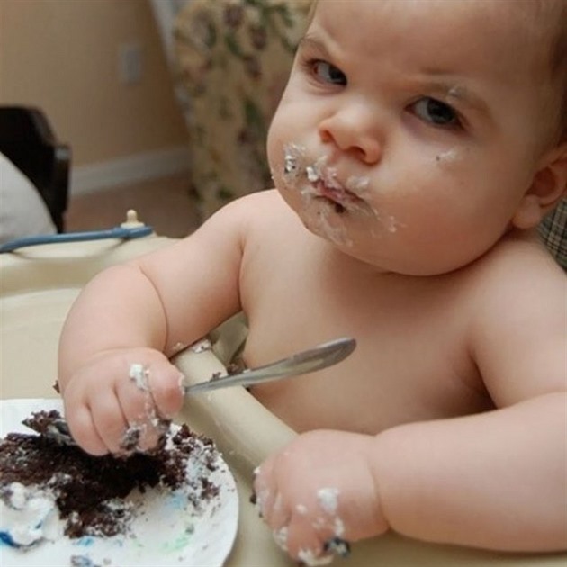 Jestli okamit nedostane dal kus dortu, bude zle!