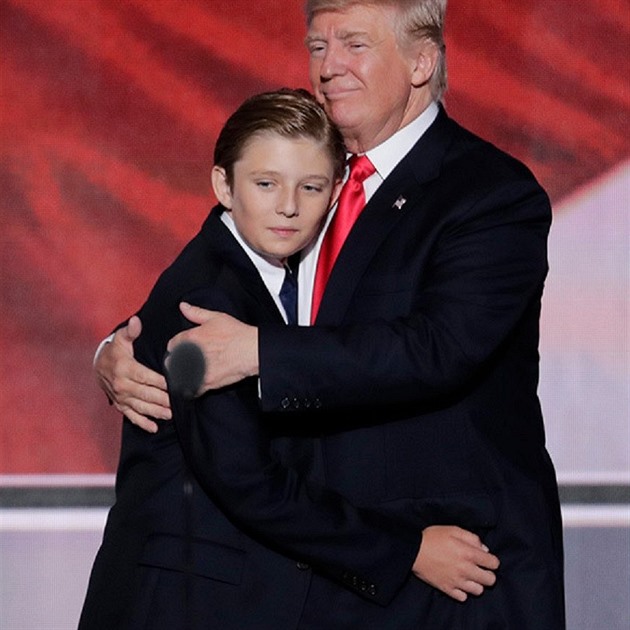 Donald Trump se zastal svého desetiletého syna Barrona, který se stal terem...