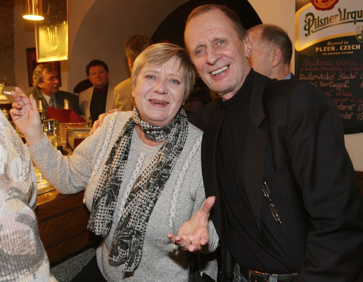 Watch Jaroslava Obermaierova video Watch Jaroslava Obermaierova video