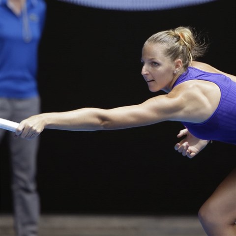 Kristna Plkov, dvoje Karolny, vypadla na Australian Open s Nmkou...