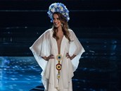 Andrea v národním kostýmu na Miss Universe.