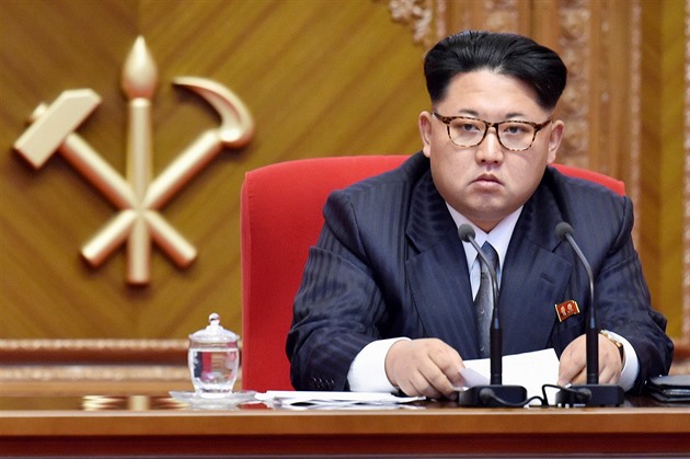 Kim Čong - Un se rozhodl nasadit špiona do Prahy.