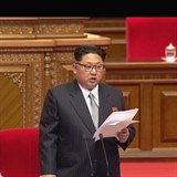Kim Čong - Un se svému strýci nejspíše nevěří. Nasadil na něj totiž špiona.