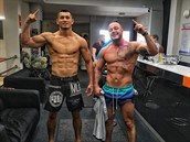Ernest Domdoni s MMA zápasníkem Makhmudem Muradovem.