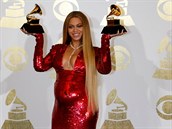 Beyoncé promnila dv nominace z devíti.