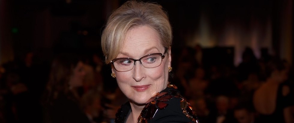 Meryl Streep se cítí Lagerfeldovým obvinním pokozená a jeho omluvu nepijímá.