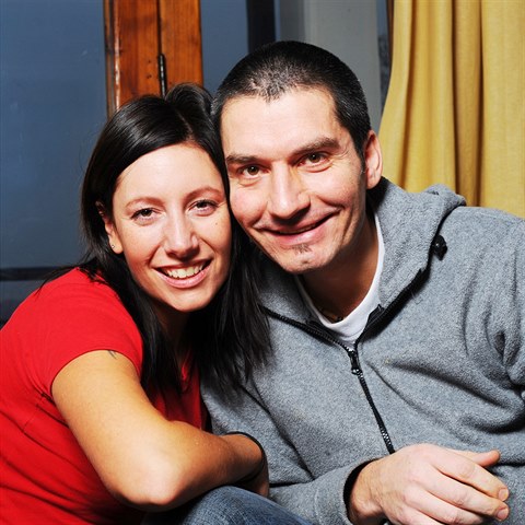 Robert Neff Novák a jeho žena Irena Neffová, kterou uškrtil elektrickým kabelem.