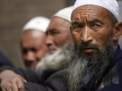 V ín ije na 8 milion Ujgur.