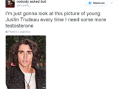 Fotky vylétly na sociální síti Twitter. Kanadský premiér je feák, e?