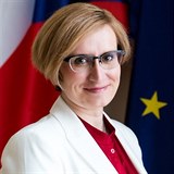 Karla lechtov se piznala, e je na dvky.