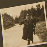 Adolf Hitler na neznámých snímcích z fotoalba Evy Braunové.