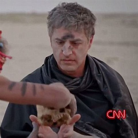 Reportér CNN si pochutnával na lidském mozku.