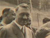 Hitler na neznámých snímcích z fotoalba Evy Braunové.