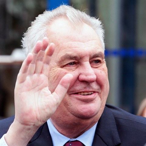 Prezident Zeman se rd vyjaduje ke vemu a vude. ne vdy jeho argumenty...