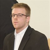 Youtuber Pstruh alias Petr Jelínek stanul před soudem.