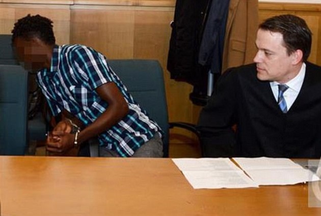 Somálec se za zloiny bude zodpovídat u soudu pro mladistvé v Osnabrücku.