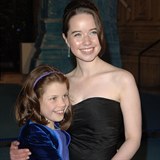 Georgie Henley s Annou Popplewell v roce 2005.